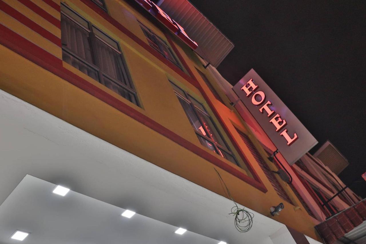 S Rose Hotel Sepang Dış mekan fotoğraf